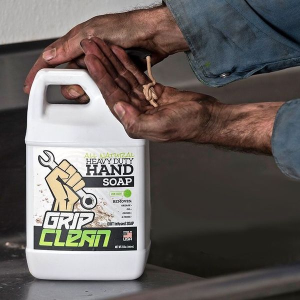 7 Best Hand Soap for Mechanics to Cleanup Fast